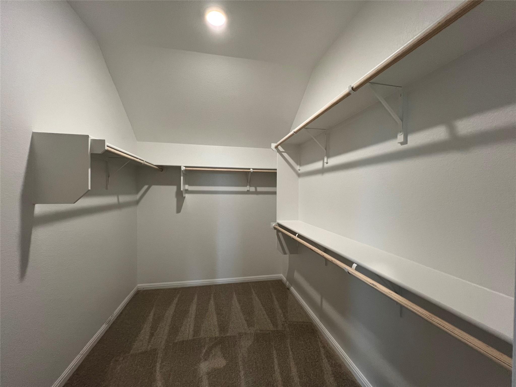 310 Willow Heights Dr, Hutto, TX 78634