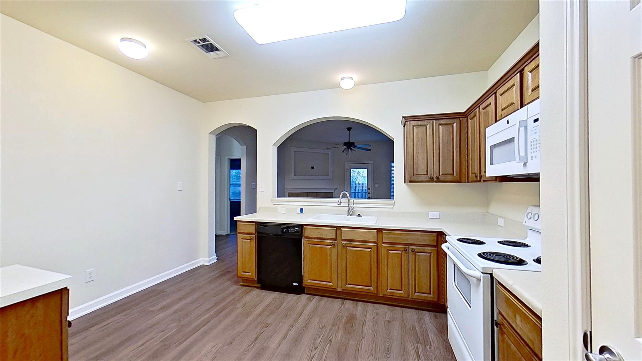 308 Rinehardt St, Hutto, TX 78634