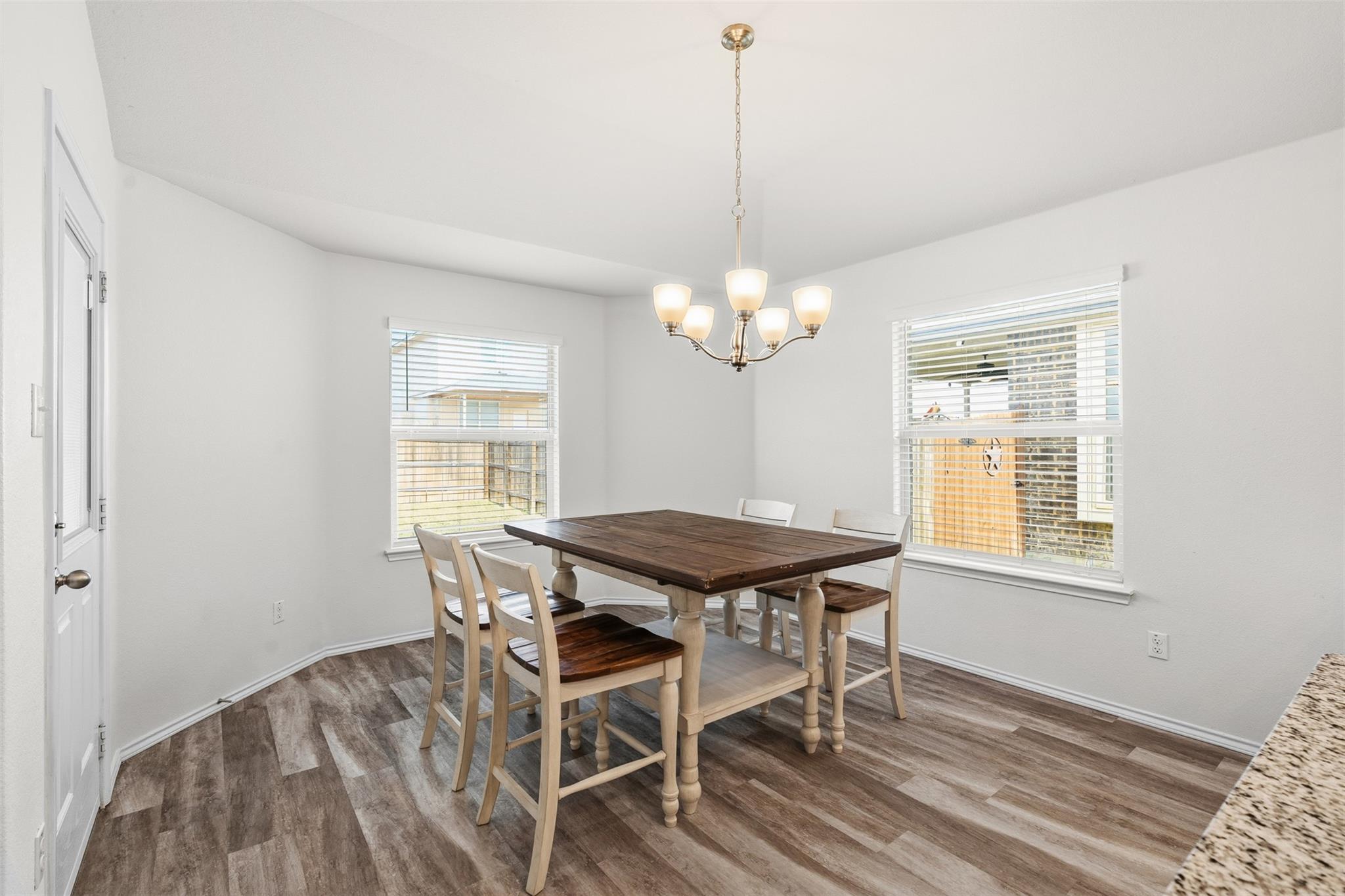 212 Bainbridge Dr, Temple, TX 76502