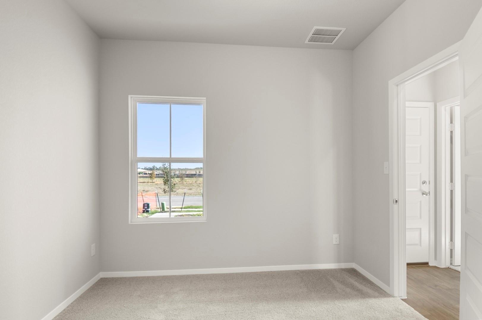 112 Bountiful Ln, Elgin, TX 78621