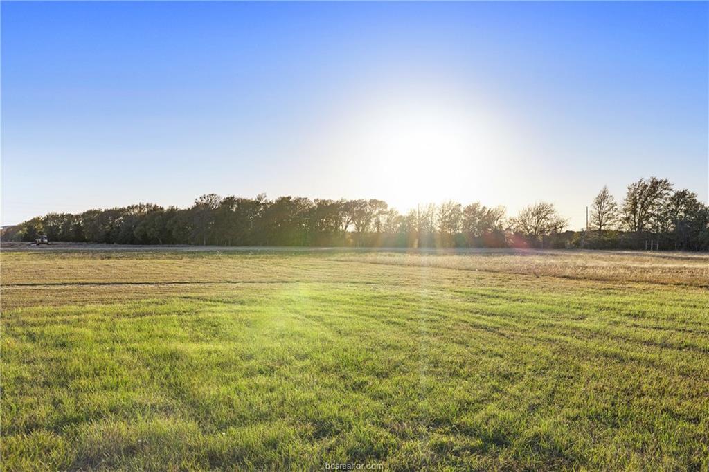 2361 Smetana Rd, Bryan, TX 77807