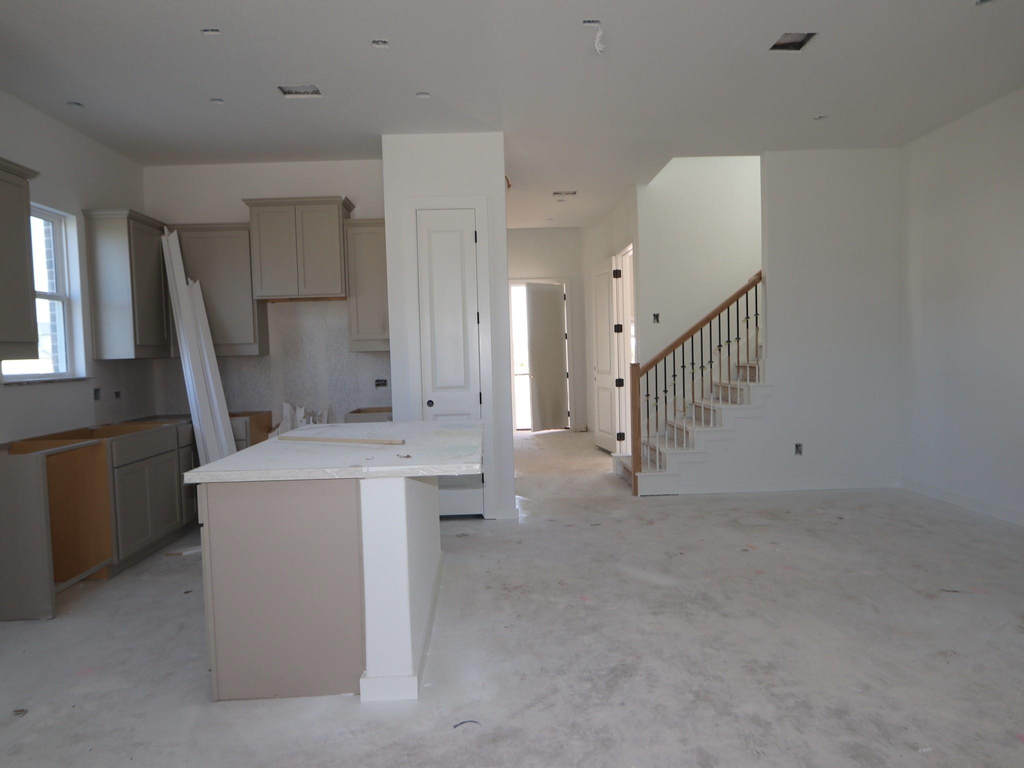 458 Bishop Wood Rd, Dripping Springs, TX 78620