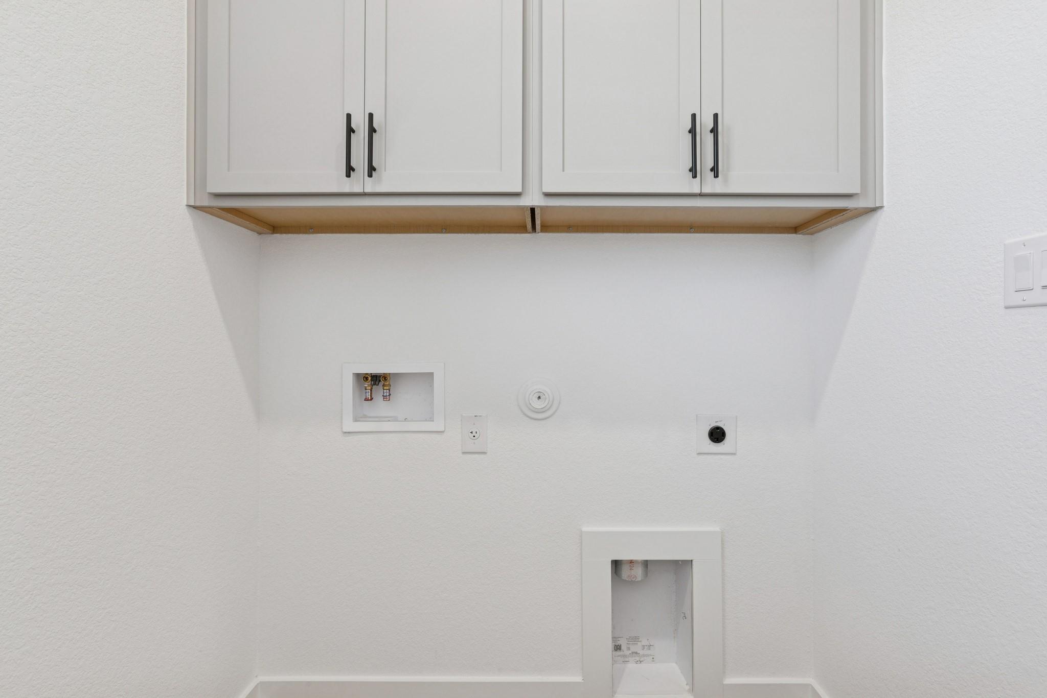 458 Bishop Wood Rd, Dripping Springs, TX 78620