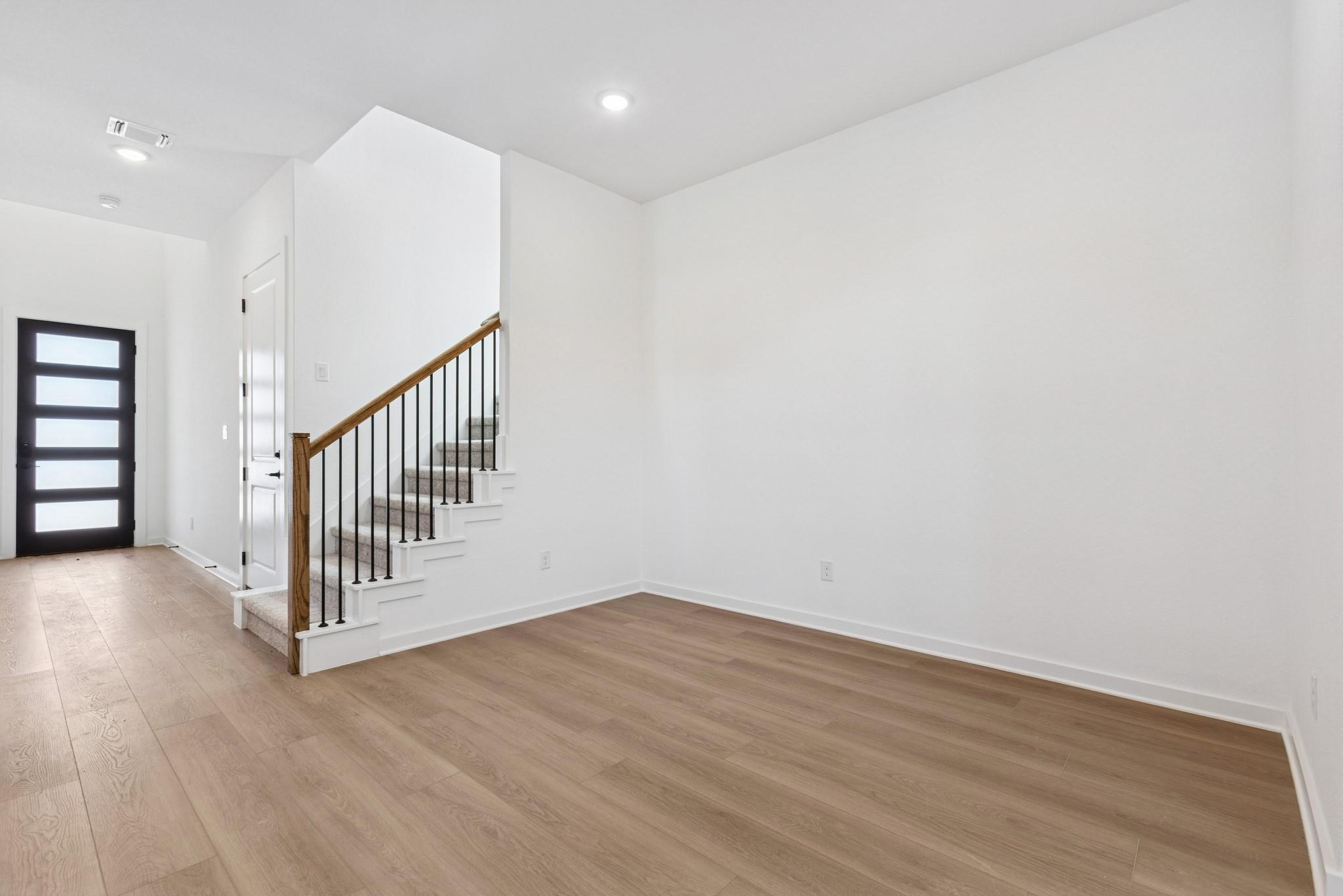 458 Bishop Wood Rd, Dripping Springs, TX 78620