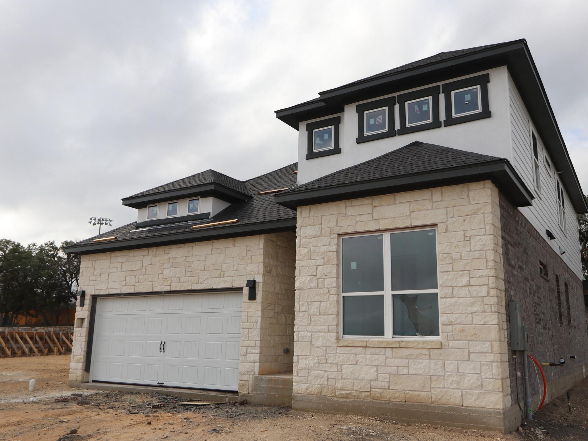 458 Bishop Wood Rd, Dripping Springs, TX 78620