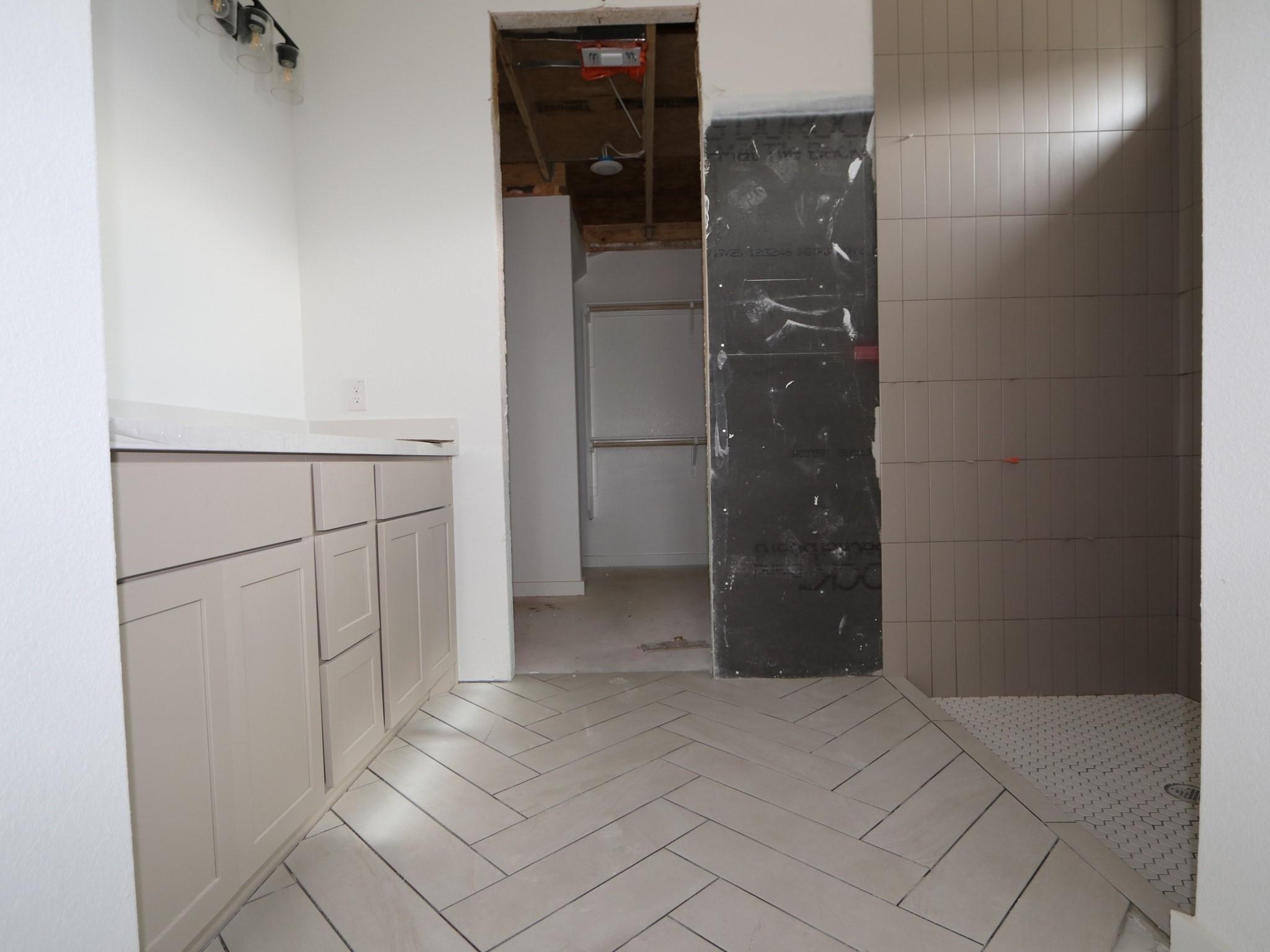 458 Bishop Wood Rd, Dripping Springs, TX 78620