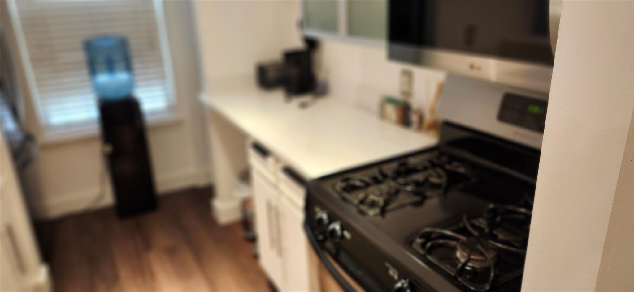 1240 Barton Hills Dr # 102, Austin, TX 78704