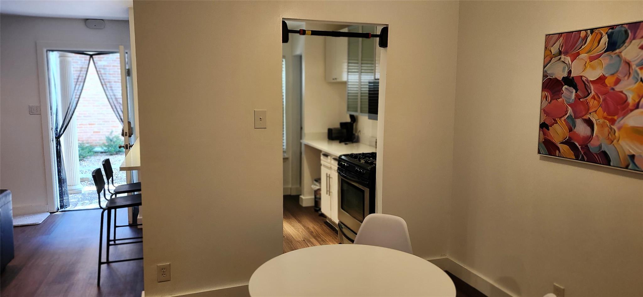 1240 Barton Hills Dr # 102, Austin, TX 78704