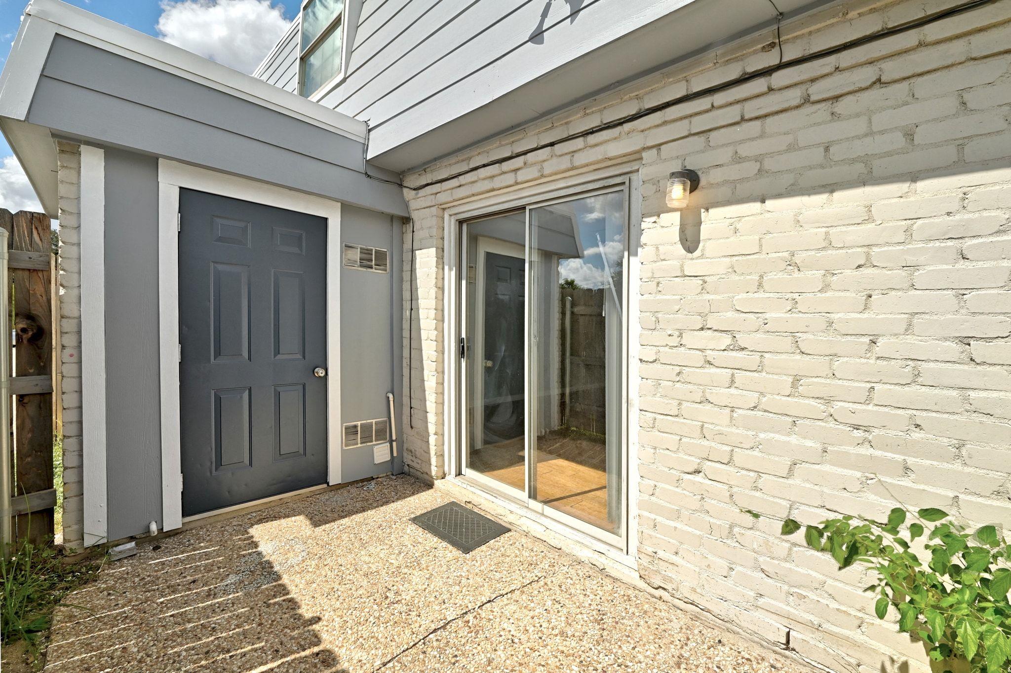 2208 Mission Hill Cir # 103, Austin, TX 78741