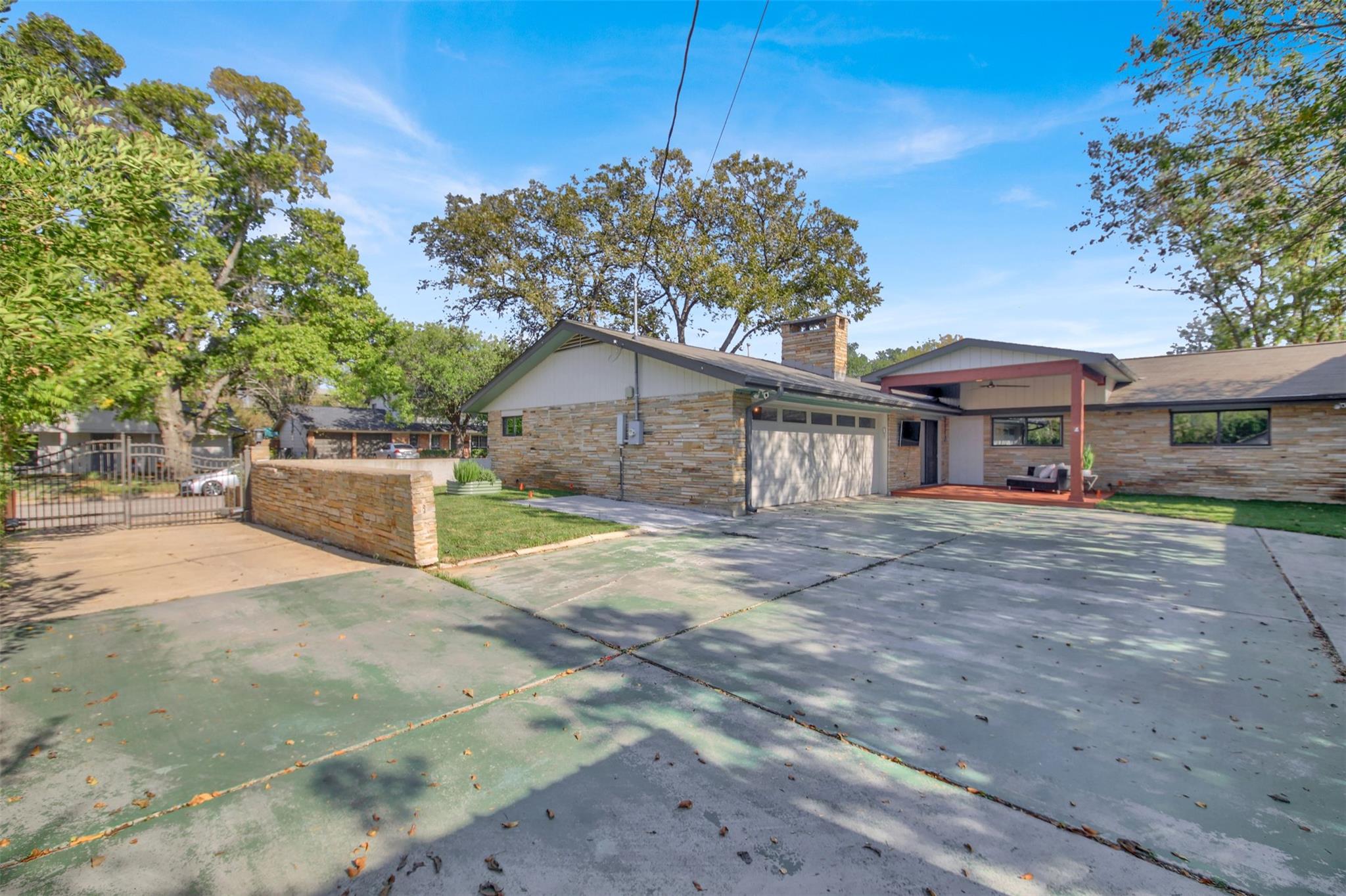 7510 Daugherty St, Austin, TX 78757