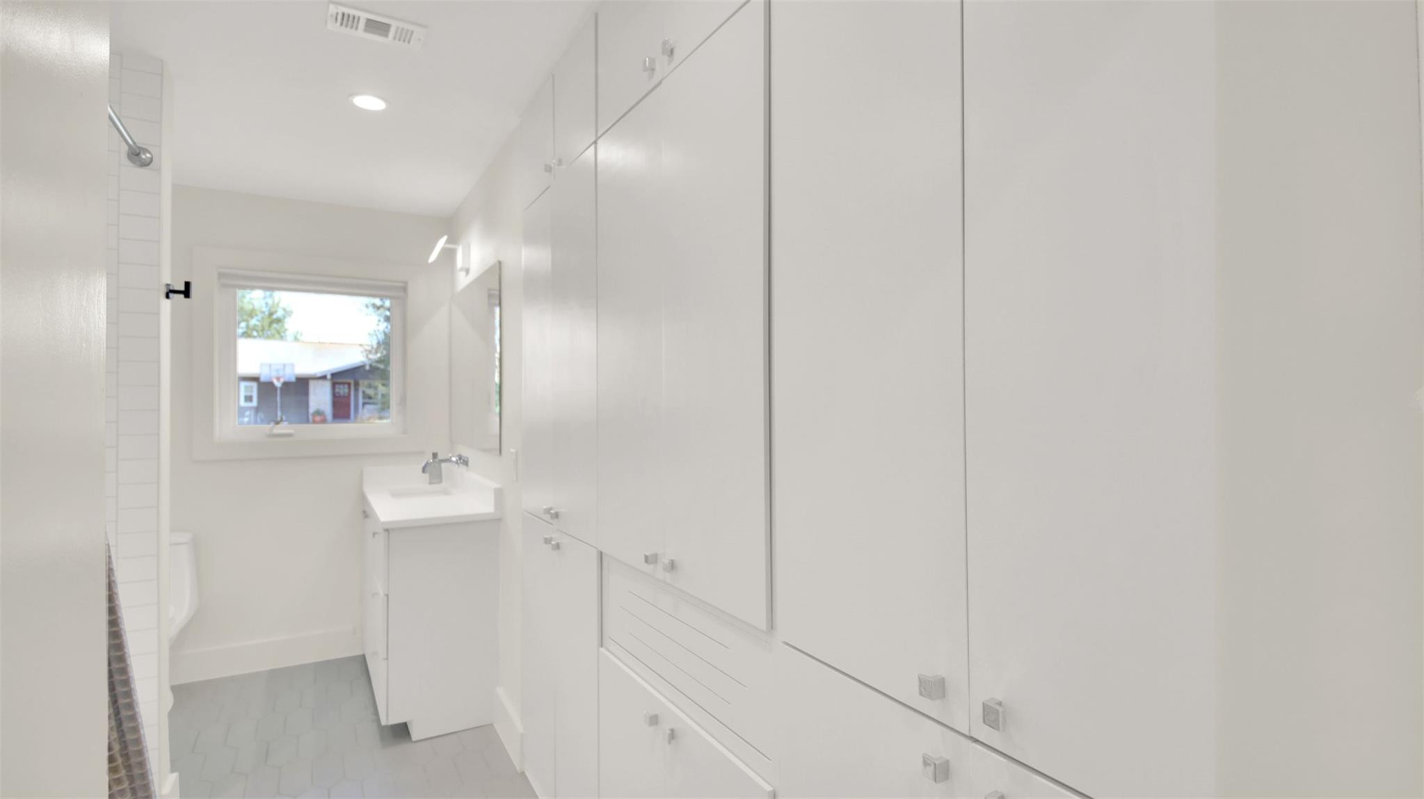 7510 Daugherty St, Austin, TX 78757