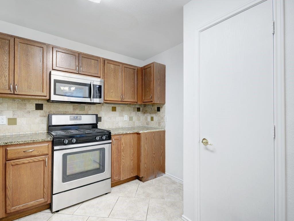 13600 Briarcreek Loop, Manor, TX 78653