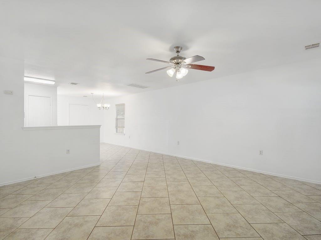 13600 Briarcreek Loop, Manor, TX 78653