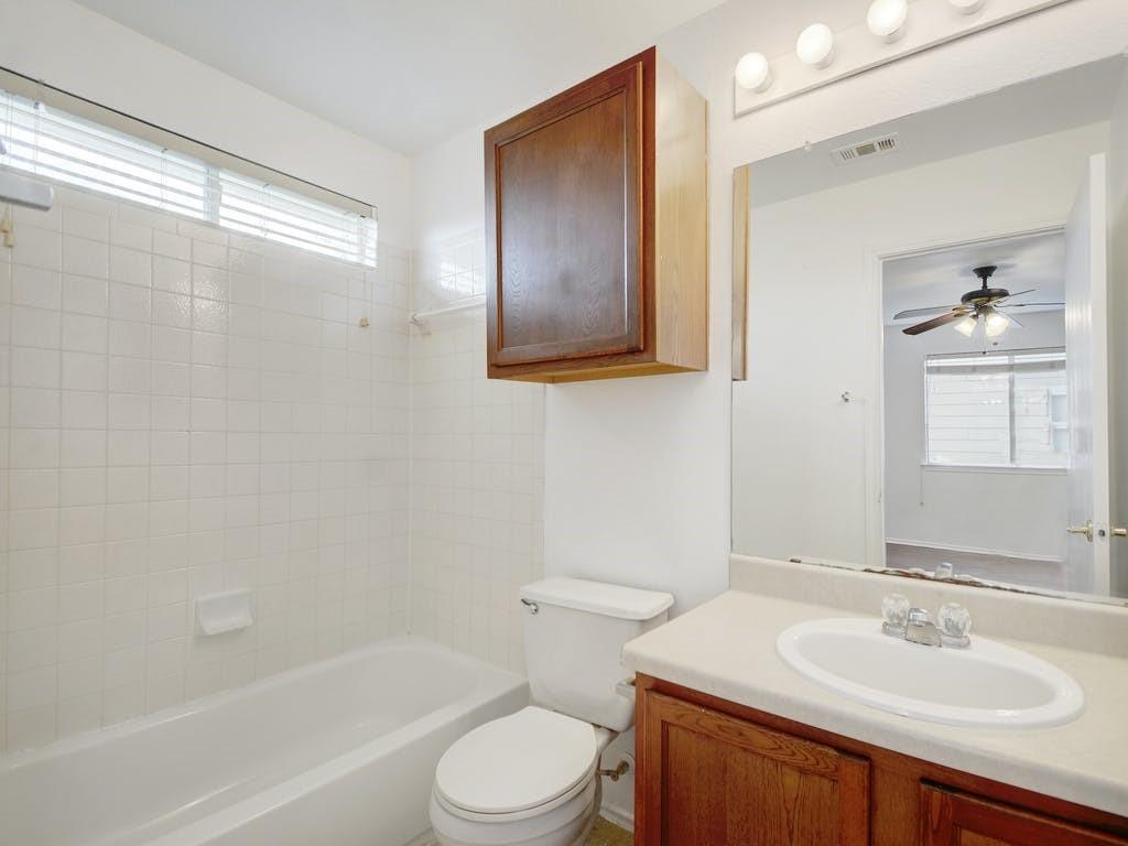 13600 Briarcreek Loop, Manor, TX 78653