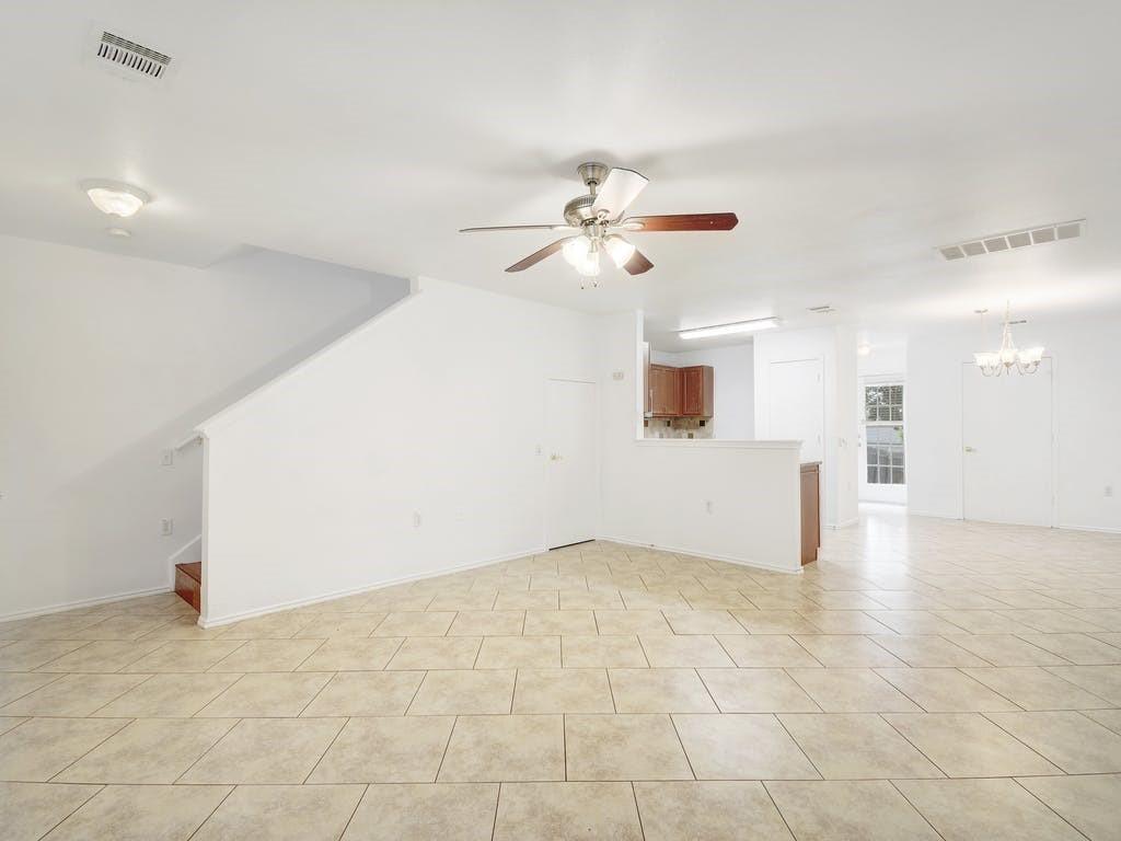 13600 Briarcreek Loop, Manor, TX 78653