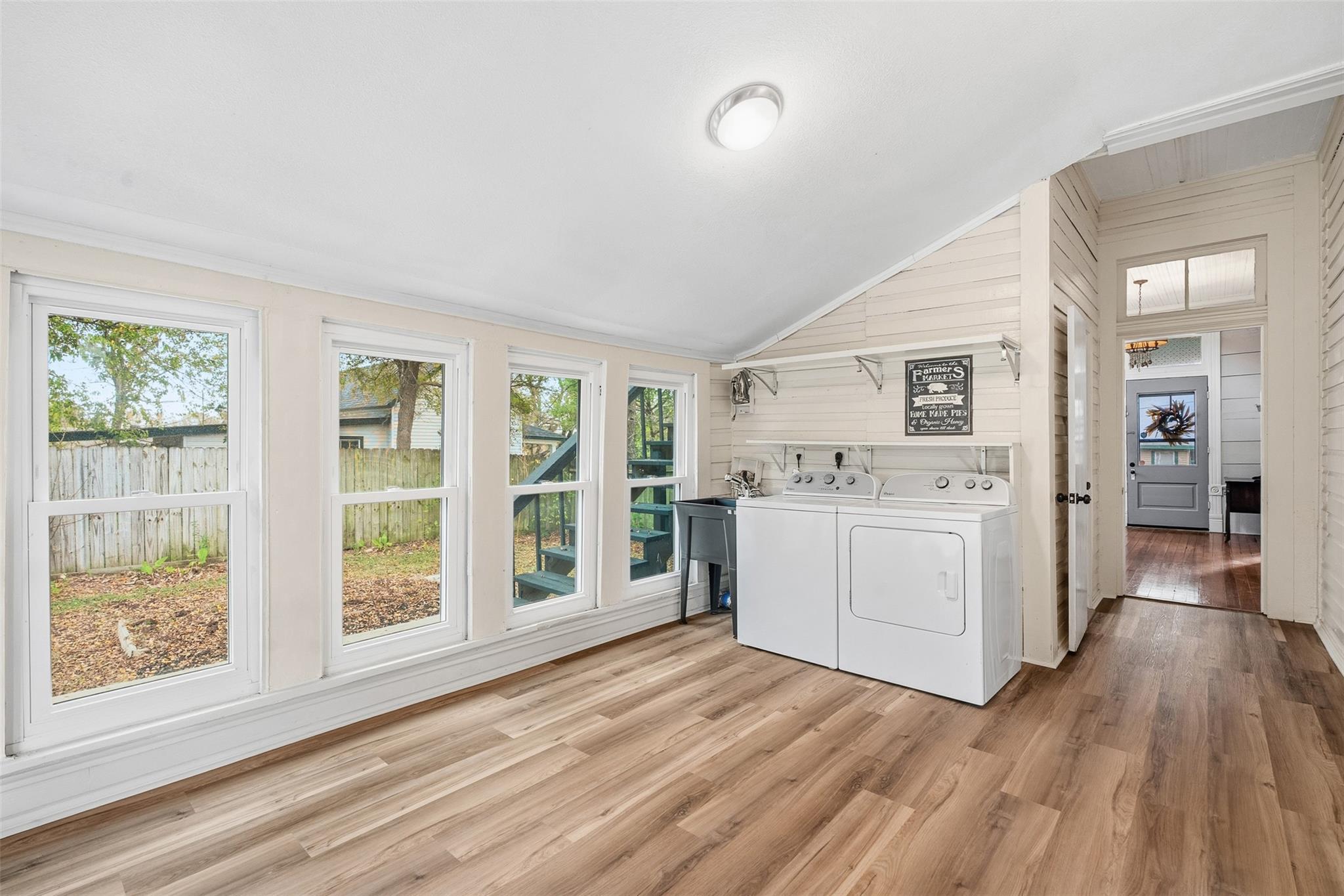 404 E 9th Ave, Belton, TX 76513