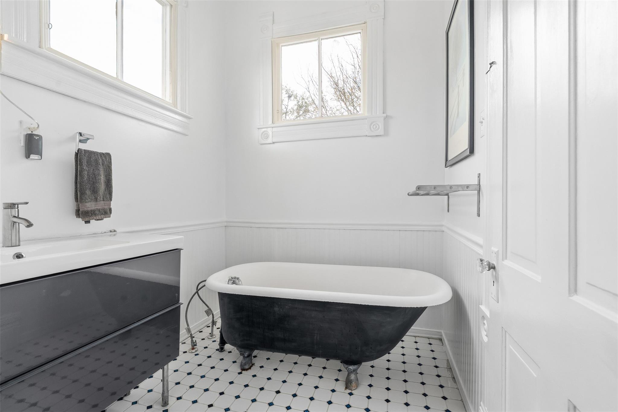 404 E 9th Ave, Belton, TX 76513