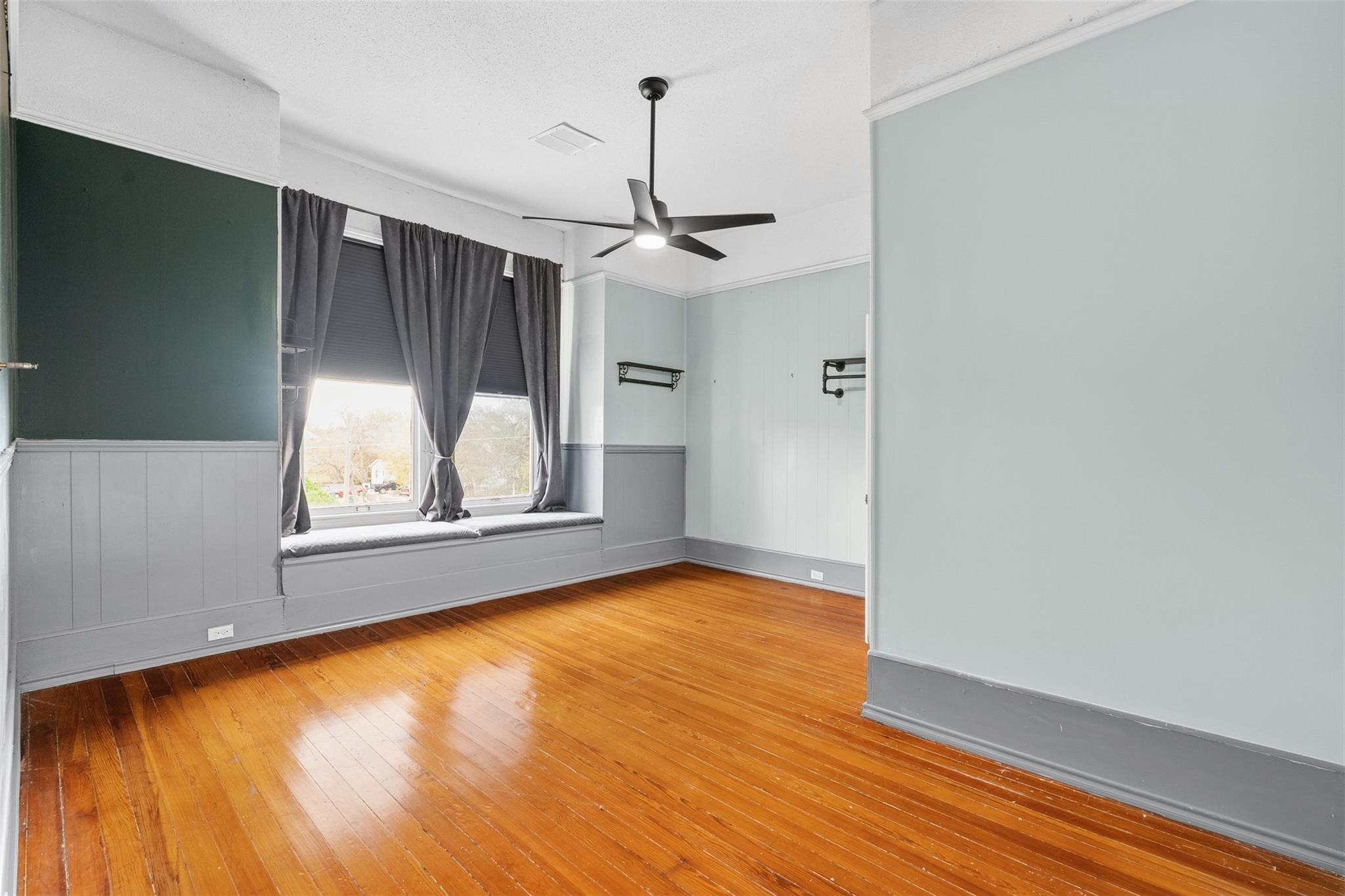 404 E 9th Ave, Belton, TX 76513