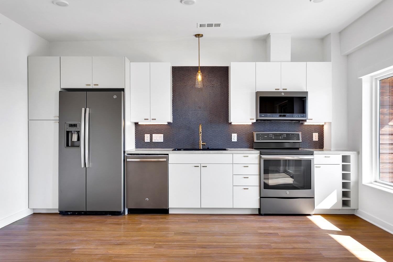 4361 S Congress Ave # 325, Austin, TX 78745