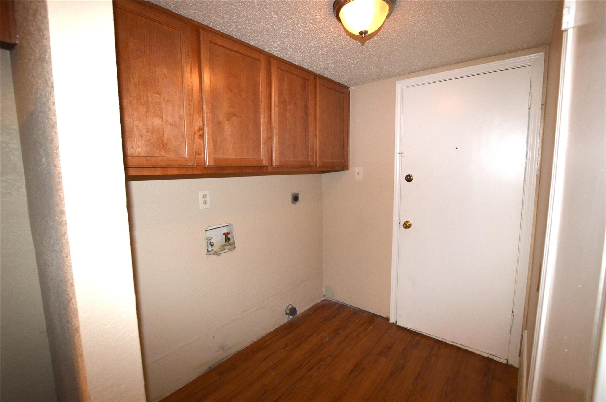 2607 ALCOTT Ln # A, Austin, TX 78748