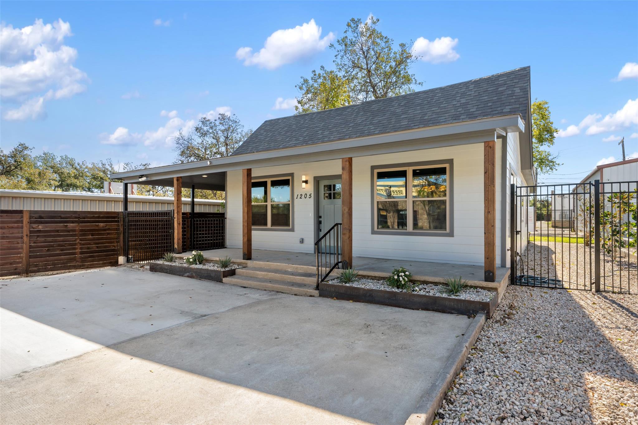 1205 W Avenue G, Temple, TX 76504