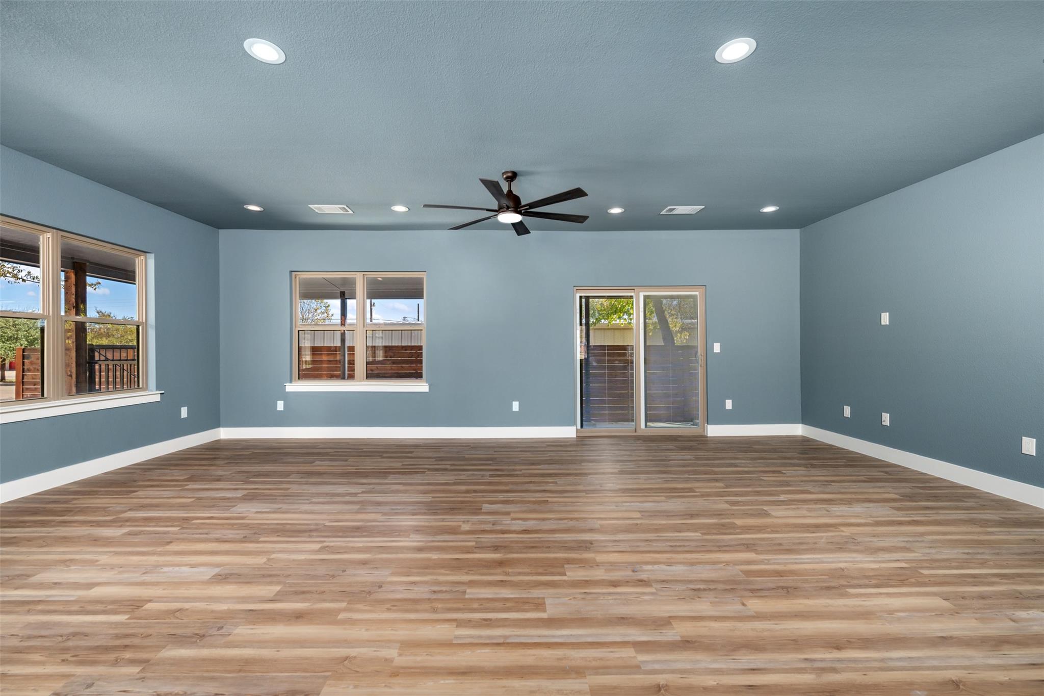 1205 W Avenue G, Temple, TX 76504