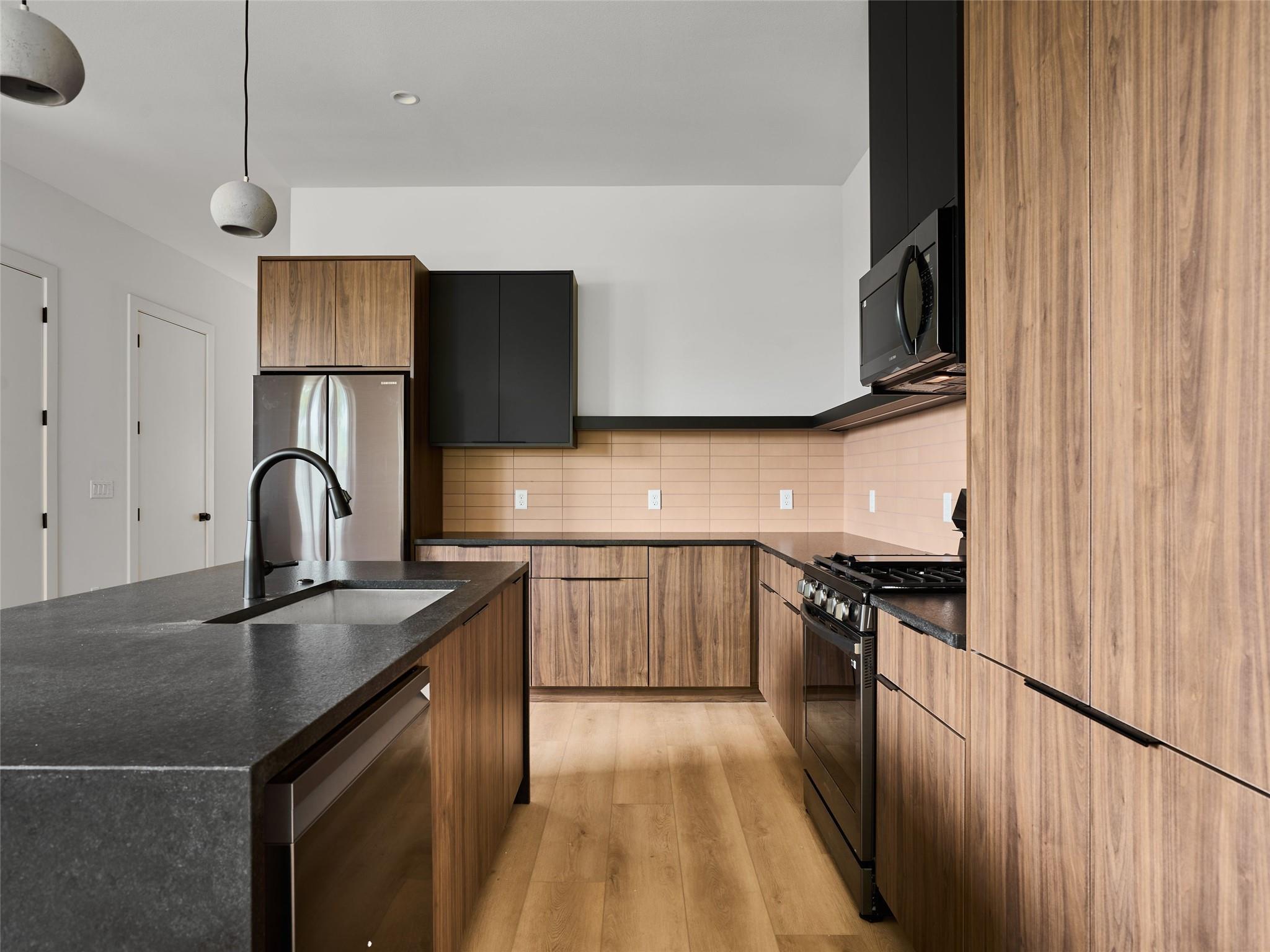 412 Hackberry Ln # 2, Austin, TX 78753