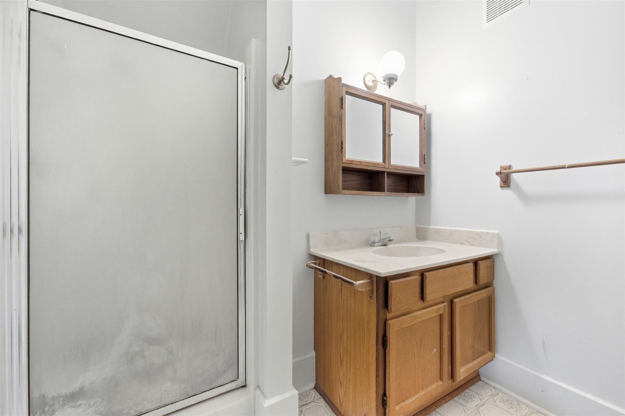 2102 Staples Rd, San Marcos, TX 78666