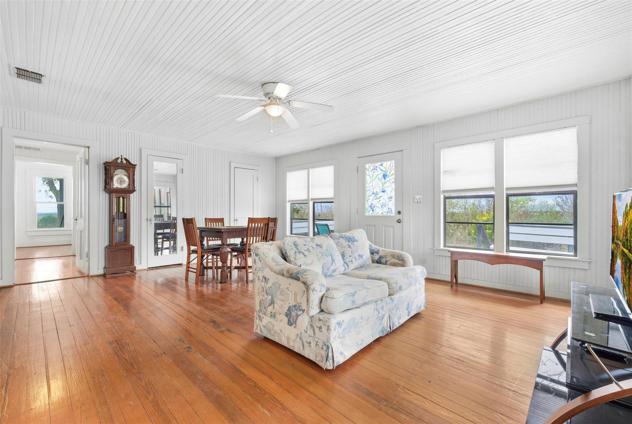 2102 Staples Rd, San Marcos, TX 78666