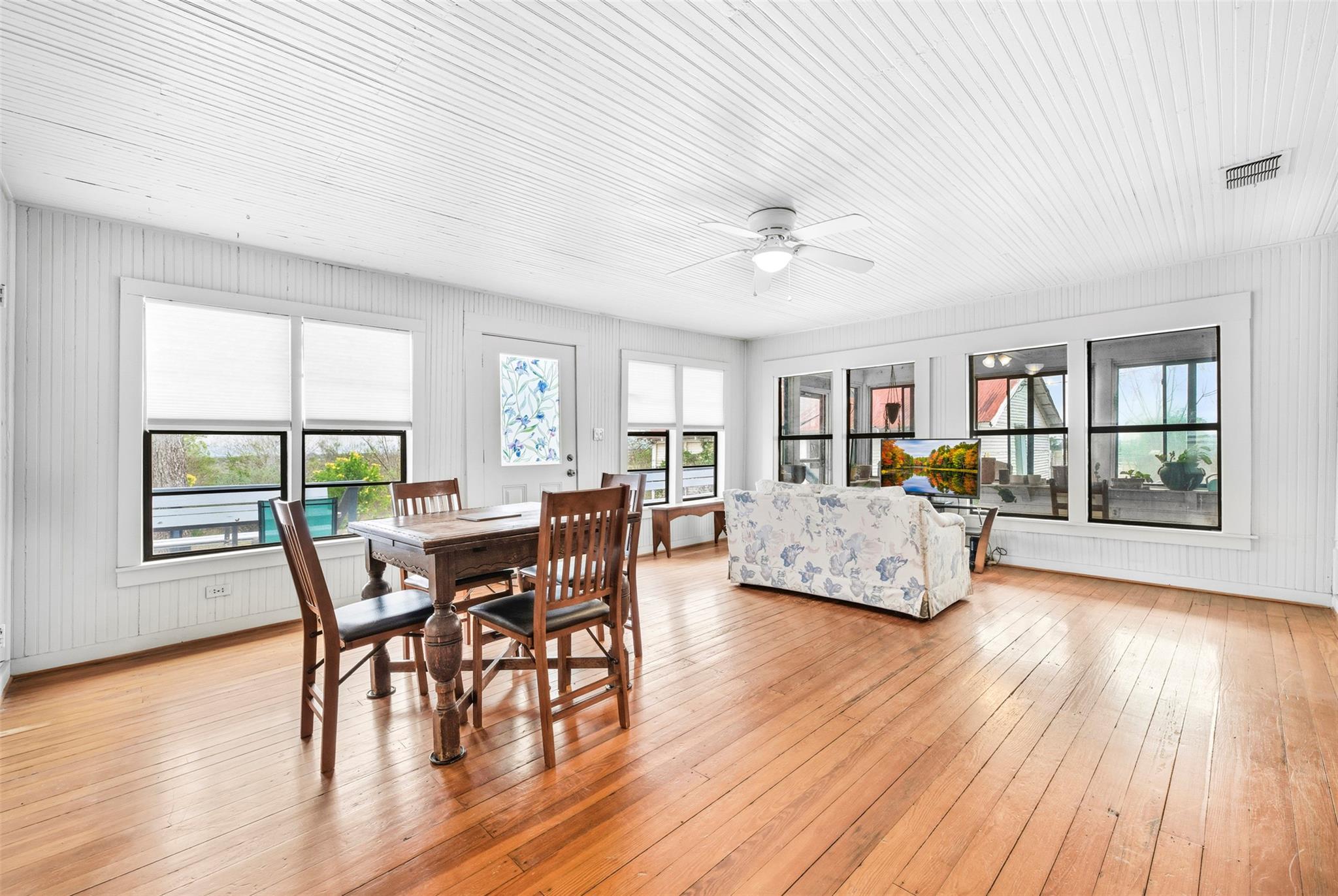 2102 Staples Rd, San Marcos, TX 78666