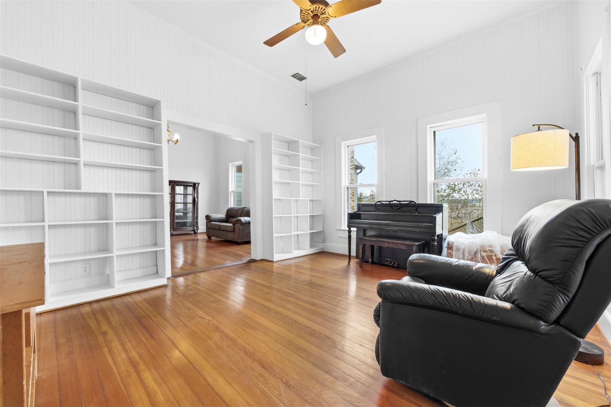 2102 Staples Rd, San Marcos, TX 78666