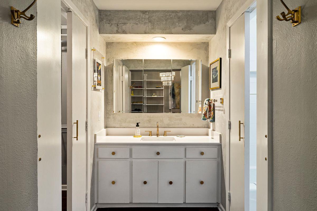 1707 Spyglass Dr # 123, Austin, TX 78746