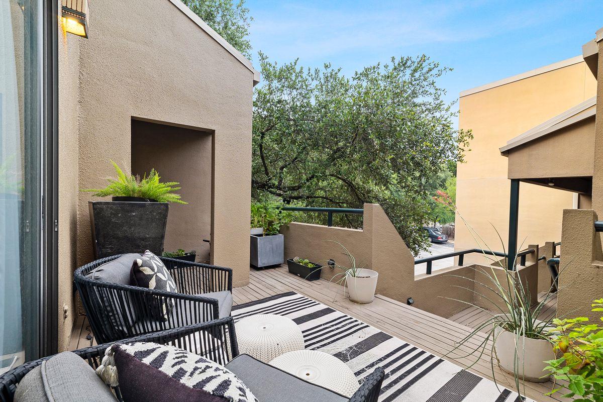 1707 Spyglass Dr # 123, Austin, TX 78746