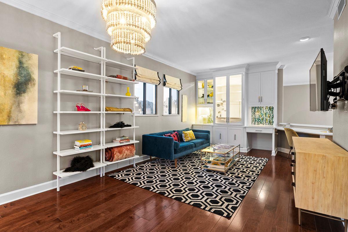 1707 Spyglass Dr # 123, Austin, TX 78746