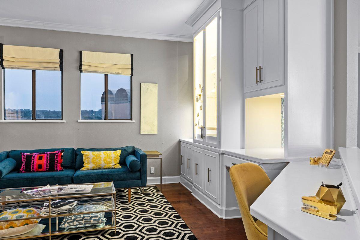 1707 Spyglass Dr # 123, Austin, TX 78746