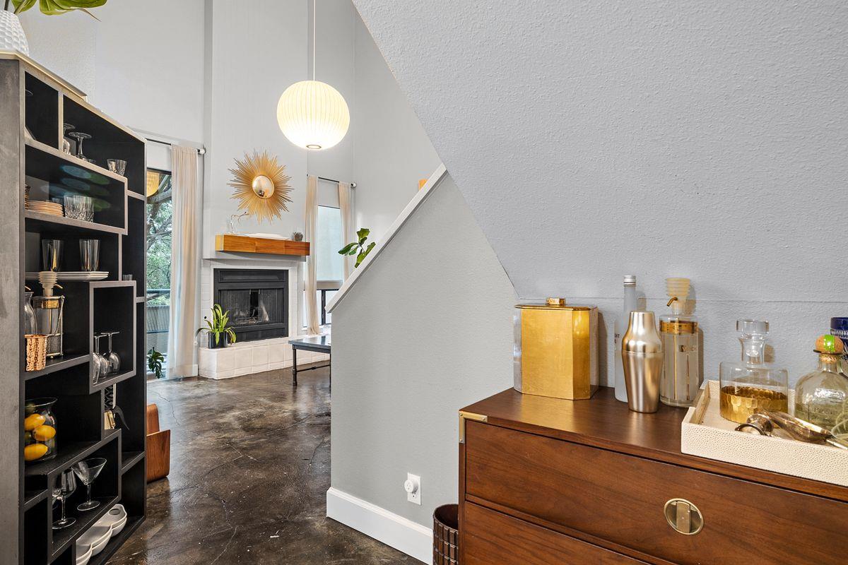 1707 Spyglass Dr # 123, Austin, TX 78746