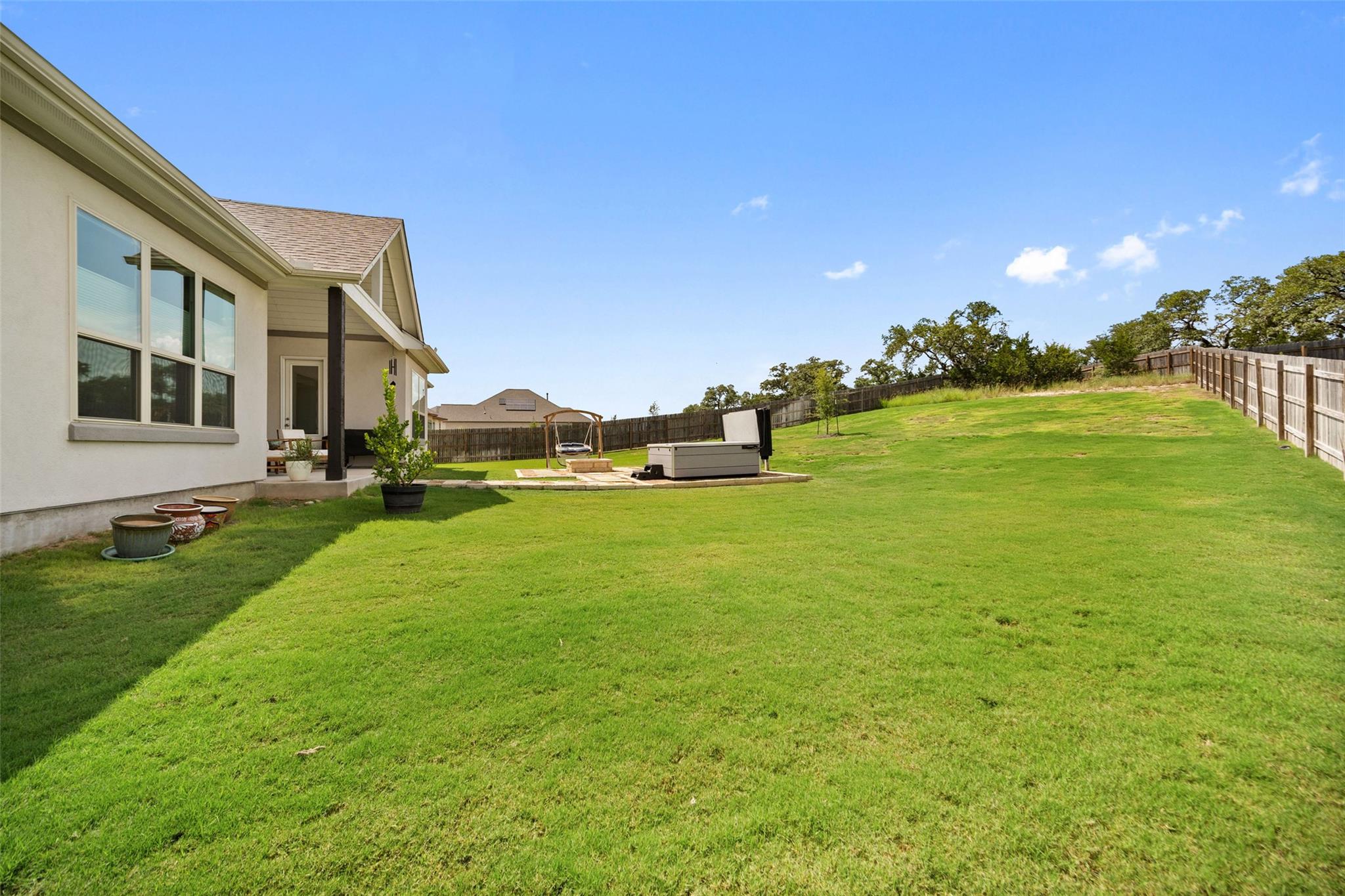 165 Lunar Loop, Dripping Springs, TX 78737