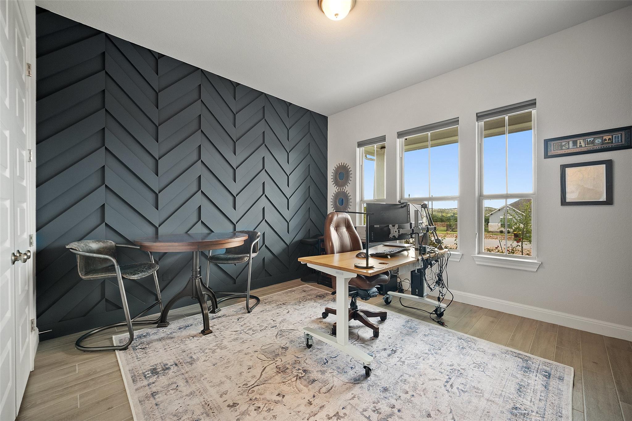 165 Lunar Loop, Dripping Springs, TX 78737