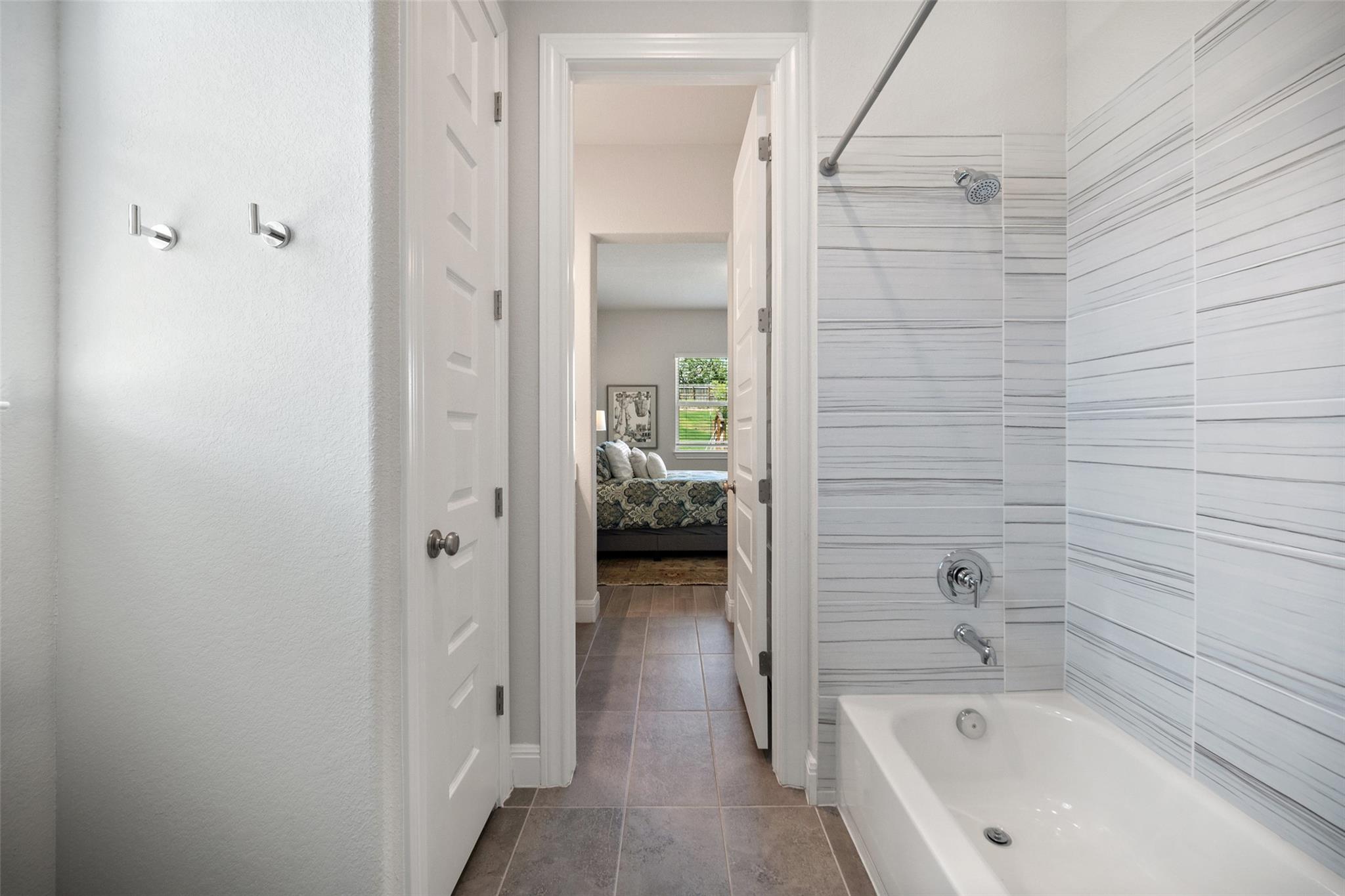 165 Lunar Loop, Dripping Springs, TX 78737