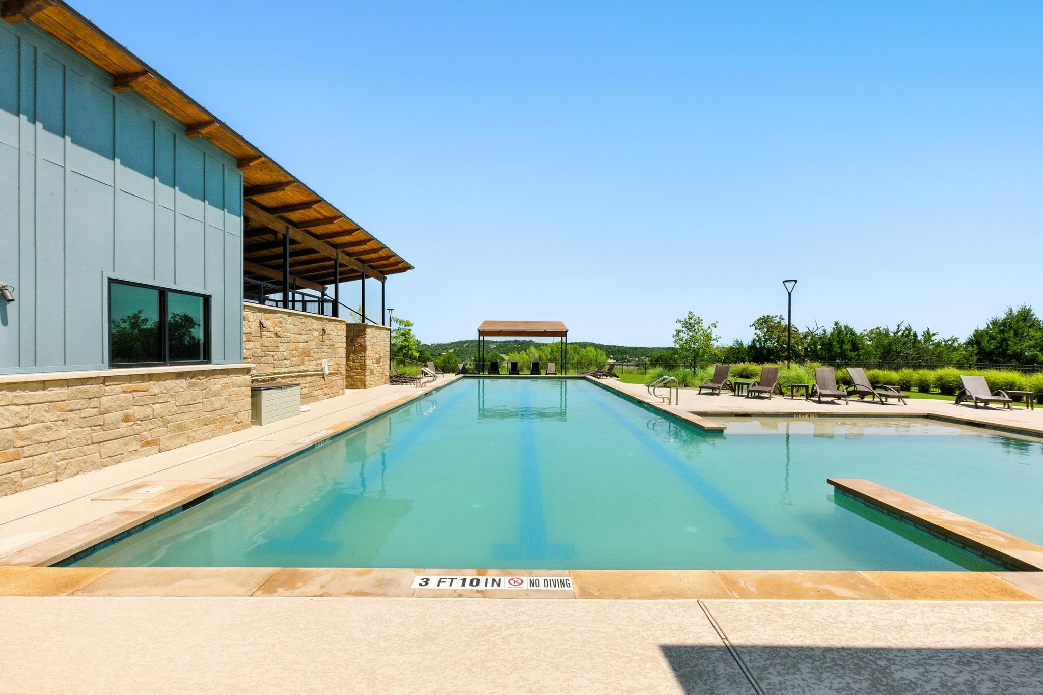 165 Lunar Loop, Dripping Springs, TX 78737