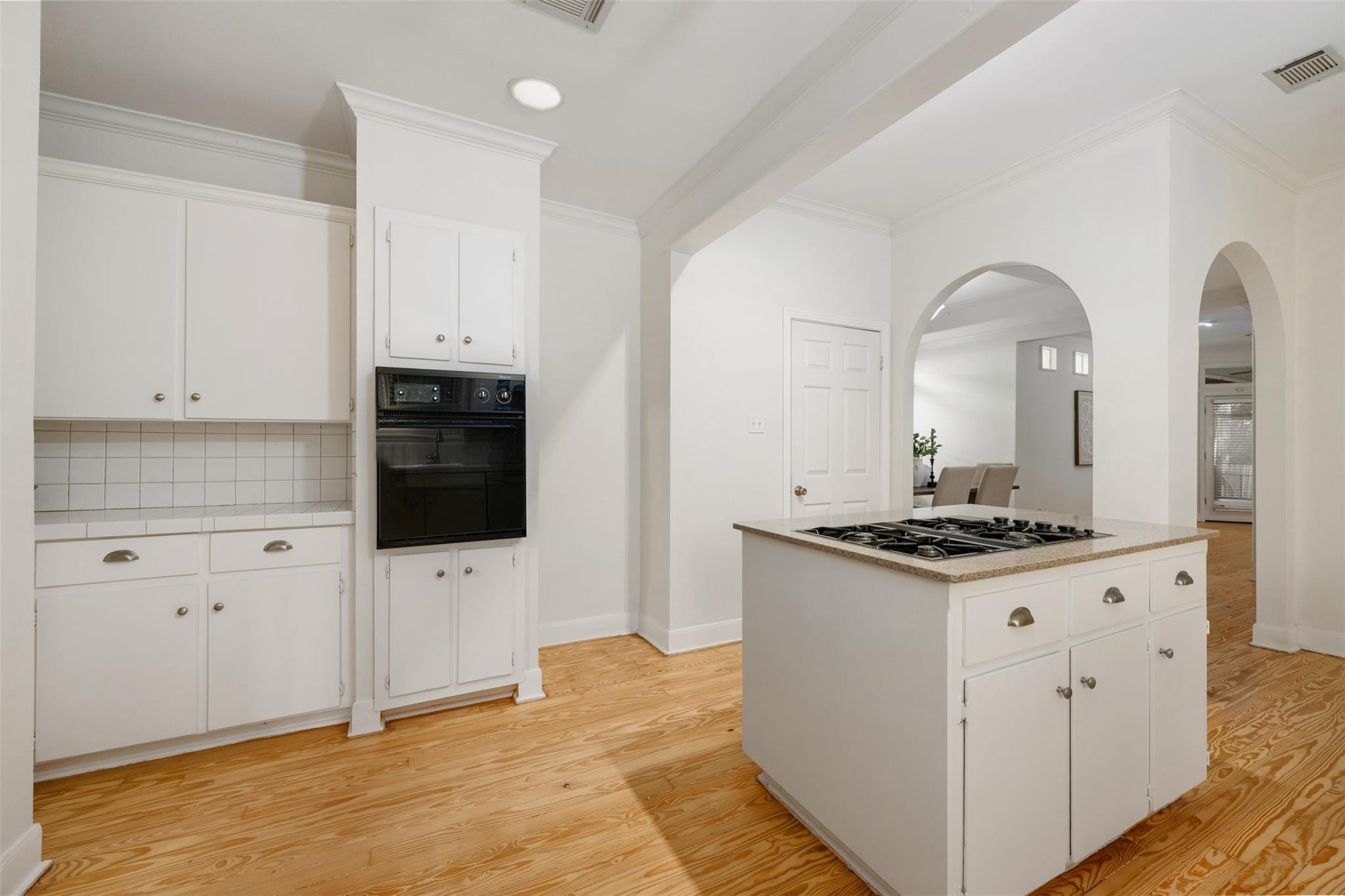 4111 Burnet Rd W, Austin, TX 78756