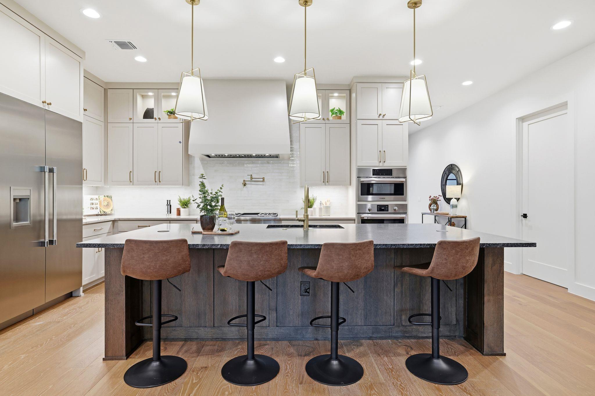 4508 Finley Dr, Austin, TX 78731