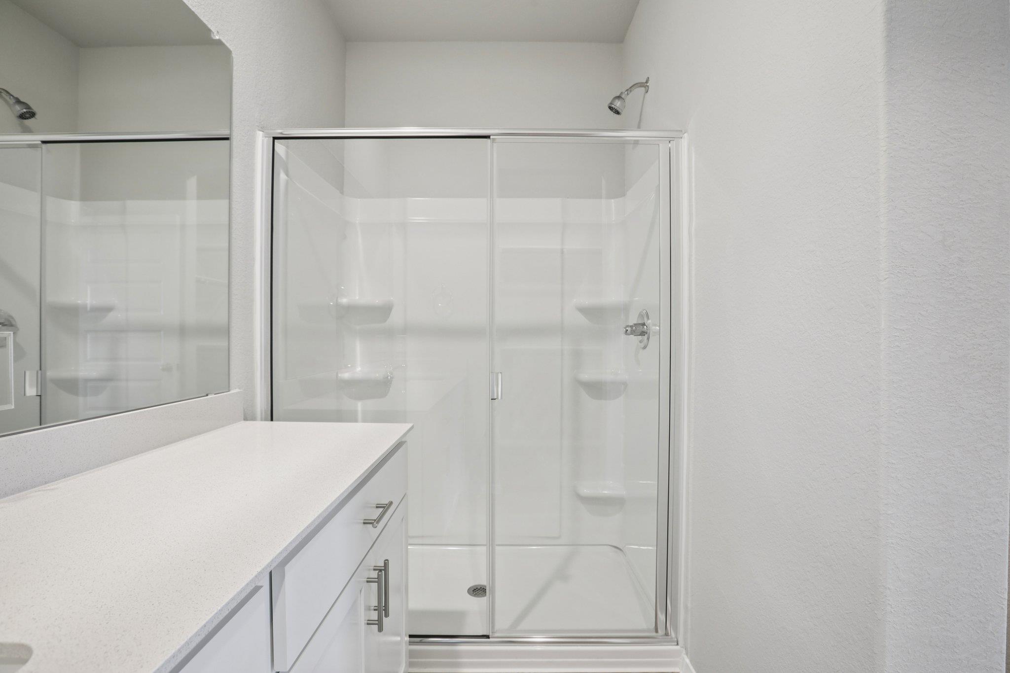 104 Summer Dr, Elgin, TX 78621