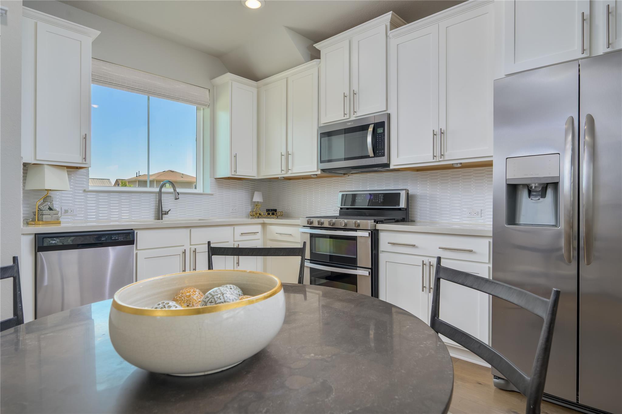 142 Volterra Ln, Dripping Springs, TX 78620