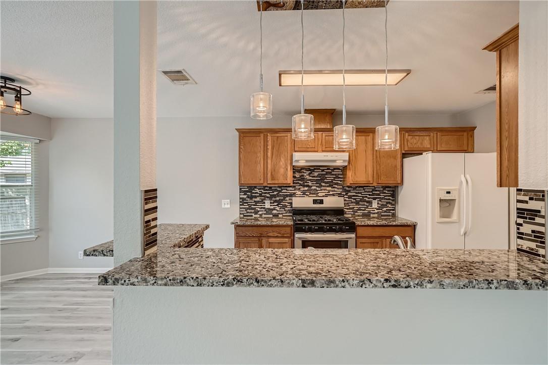 102 Evergreen Cir, Georgetown, TX 78626