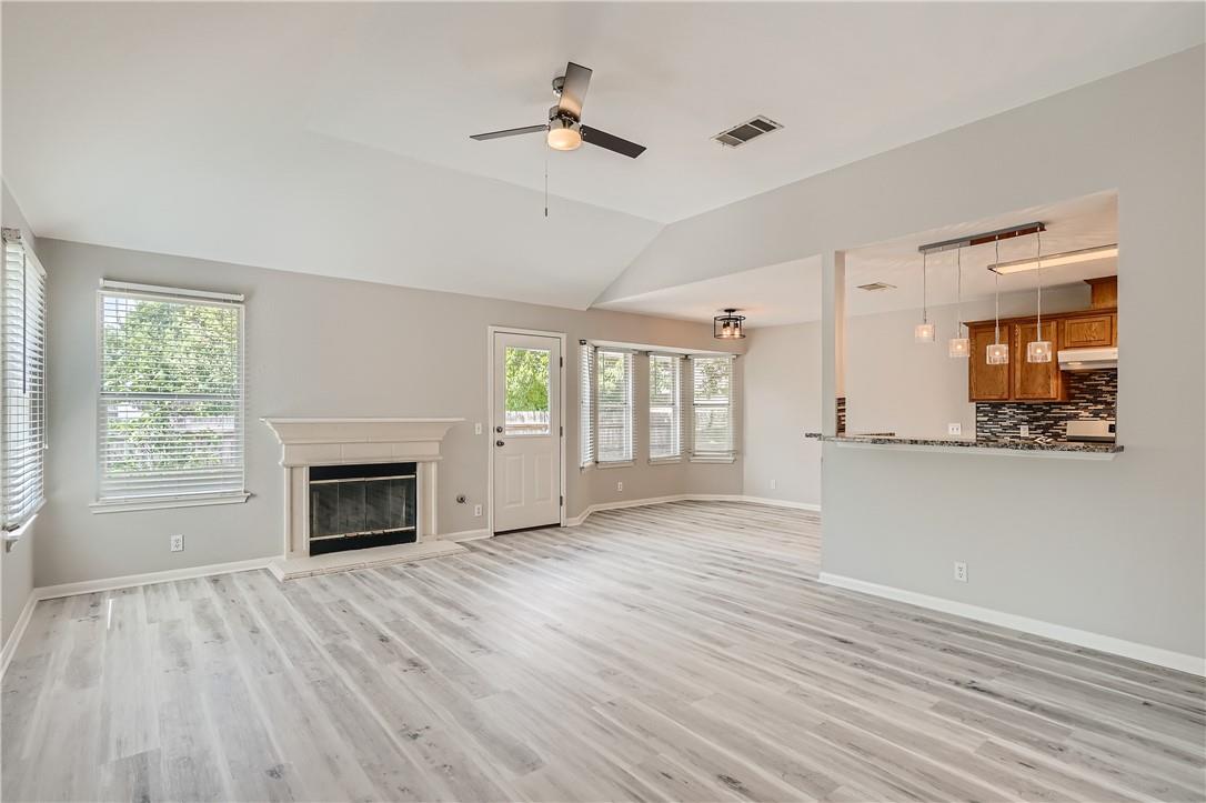 102 Evergreen Cir, Georgetown, TX 78626