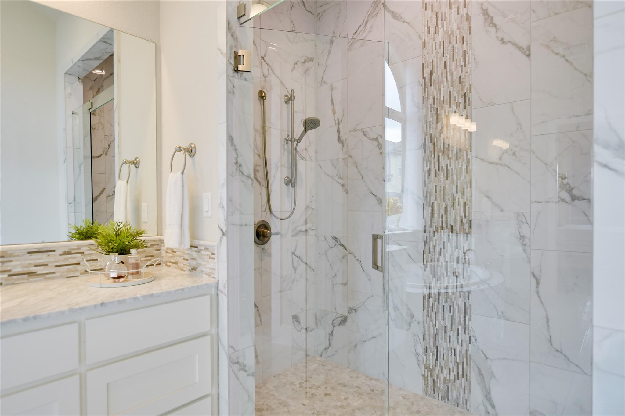 949 Indian Hawthorne Dr, Georgetown, TX 78628