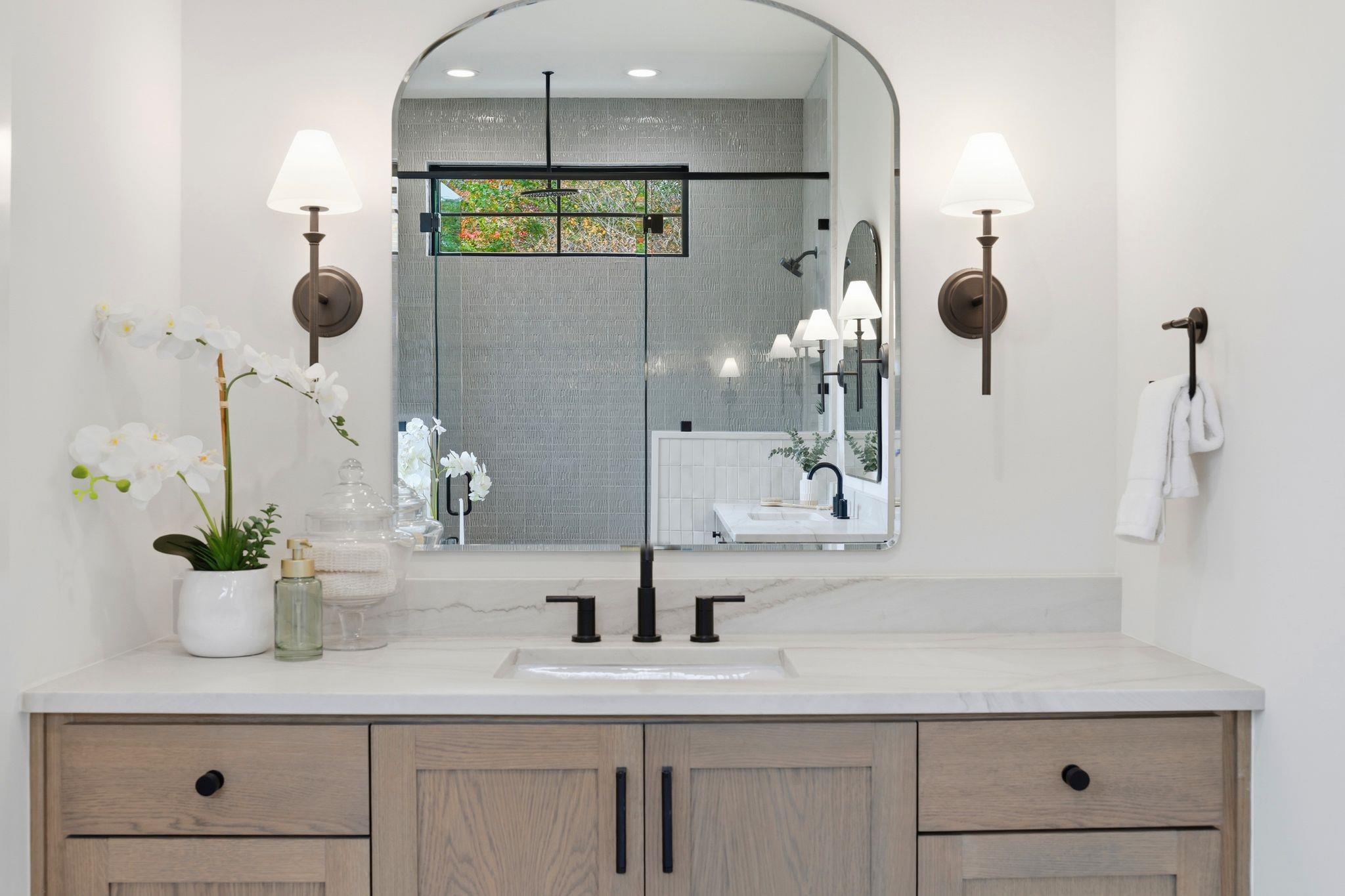 2908 Stoneway Dr, Austin, TX 78757