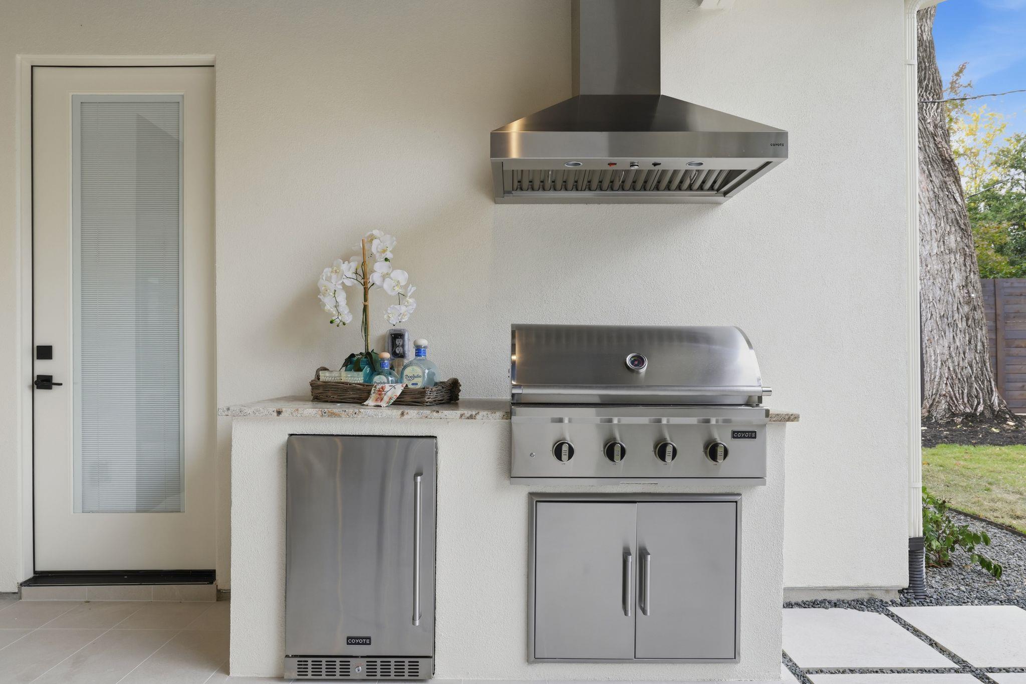 2908 Stoneway Dr, Austin, TX 78757