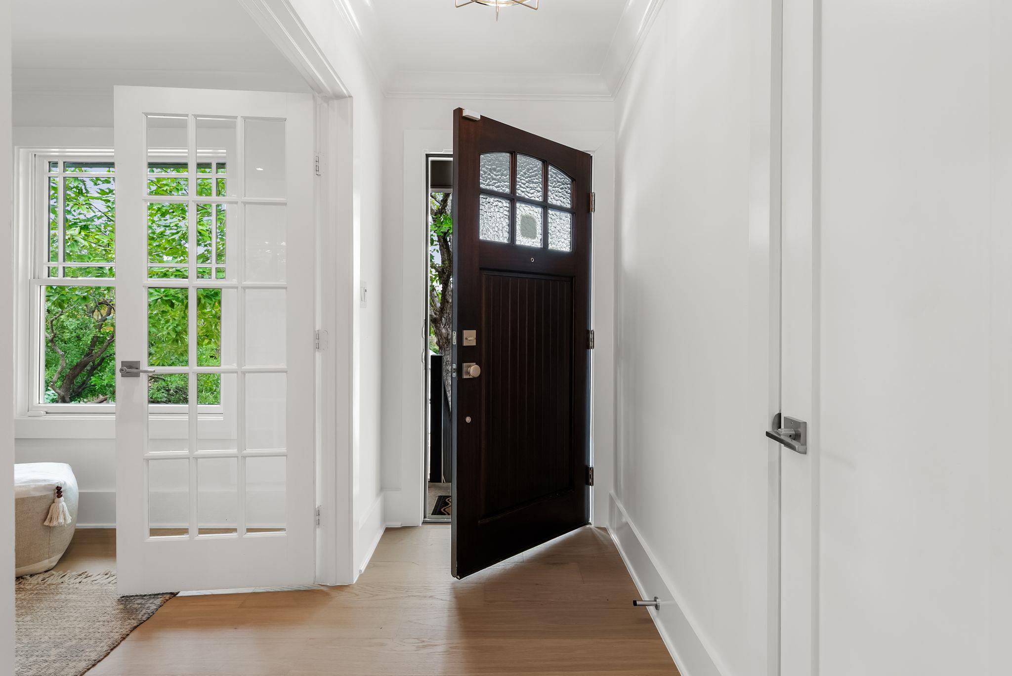 3415 Shinoak Dr, Austin, TX 78731